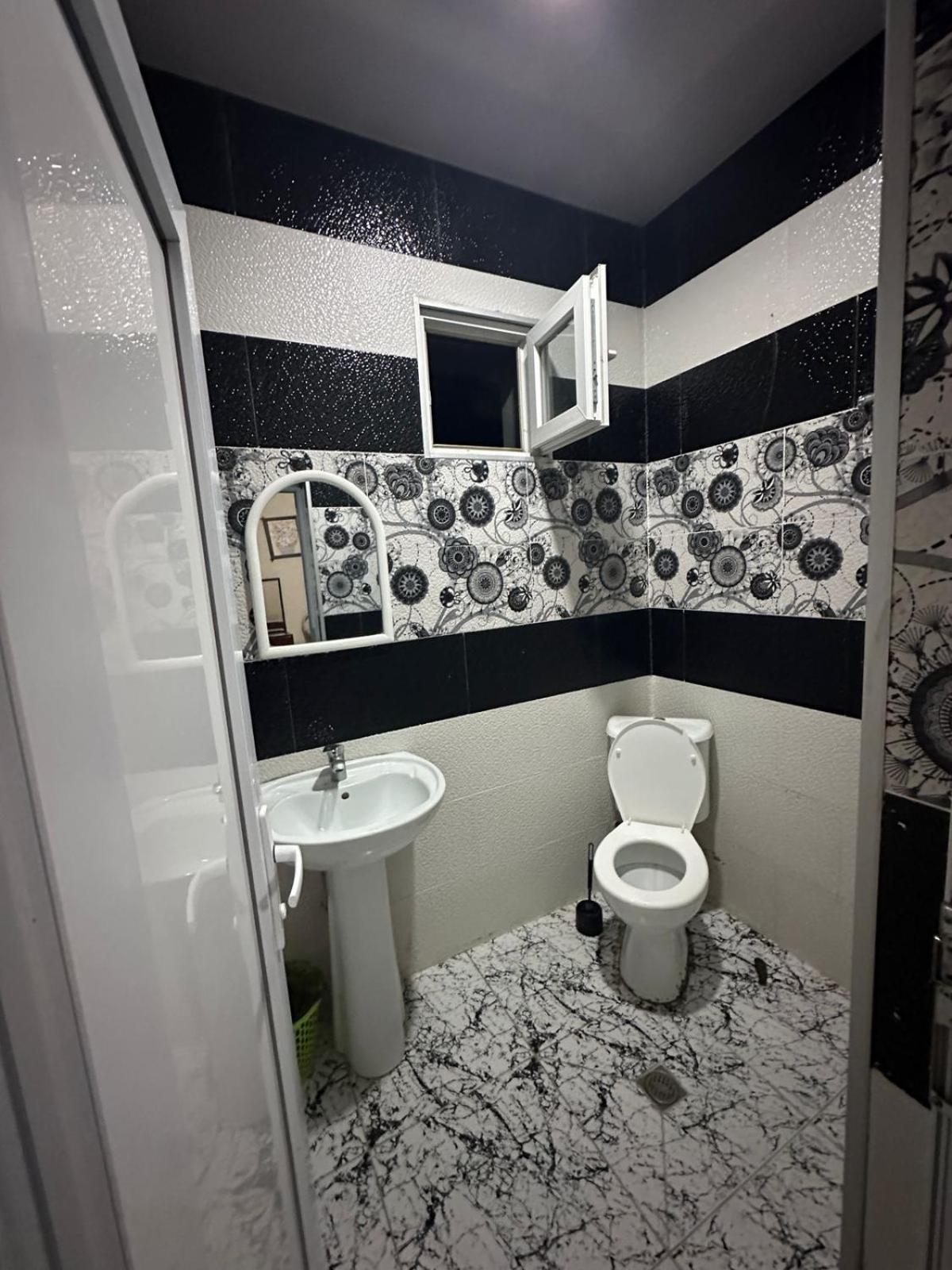 קובולטי Guest House "Sulo" חדר תמונה